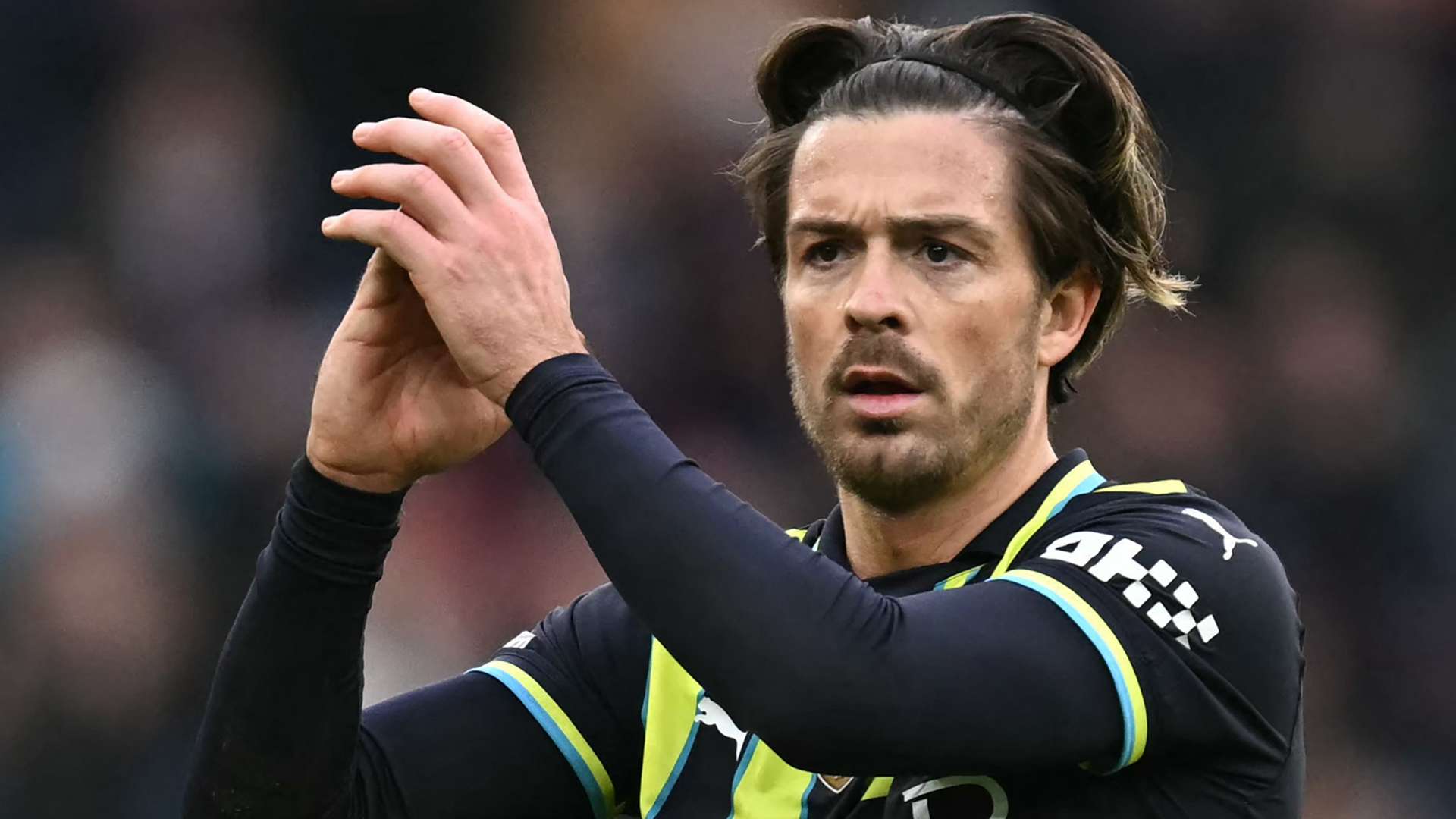 他在球场上 他在球场上