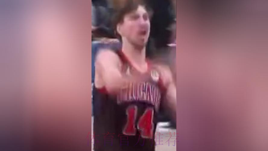 布泽利斯单手隔扣领衔NBA本周好球 布泽利斯单手隔扣领衔NBA本周好球